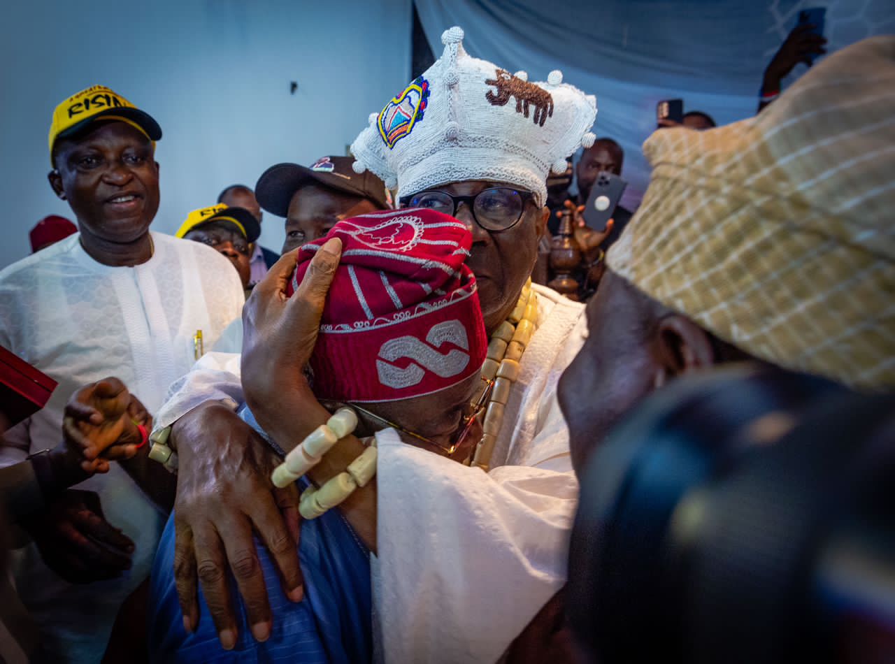 Tinubu visits Oba of Lagos, vows not to disappoint Nigerians