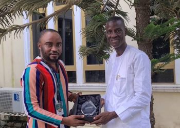 Barrister Olumuyiwa Adu Honored with Apple's Bite Champion of Democracy Award