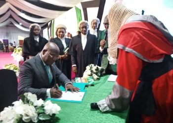 Pius Olanrewaju Sworn In As CIBN President