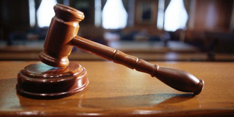 Policeman Shoots Judge in Court for Revoking Wife’s Bail