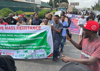 Protest 'll Make LASG Regret Accommodating Non-Indigenes, Monarch Warns Protesters