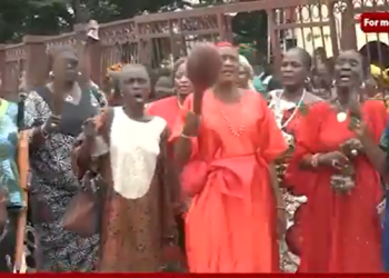Iyaloja of Lagos, Folasade Tinubu Cannot Impose a Leader on Us- Edo Market Women Protest