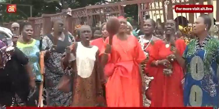 Iyaloja of Lagos, Folasade Tinubu Cannot Impose a Leader on Us- Edo Market Women Protest