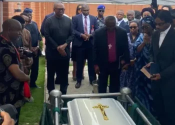 TRIBUTES: Onyeka Onwenu Buried in Lagos (pictures)