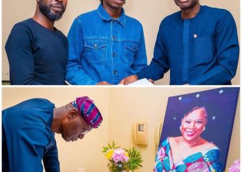 Governor Sanwo-Olu Pays Condolence Visit to Onyeka Onwenu's Family