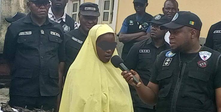 30-Year-Old Woman Arrested with AK-47 Hidden in Garri Sack