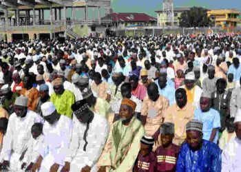 FG Declares Monday Public Holiday for Eid-ul-Mawlid Celebration