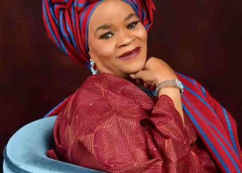 Senator Otunba Gbenga Daniel Mourns the Passing of Chief (Mrs.) Mercy Owolana, Iyaloja of Ogun State