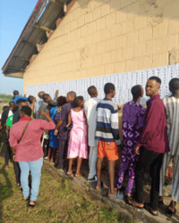 #OndoDecides2024: Party Agents Flash Cash at Polling Units