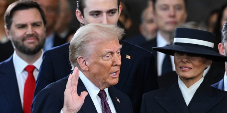 Trump Takes Oath as 47th U.S. President in Historic Return to Office