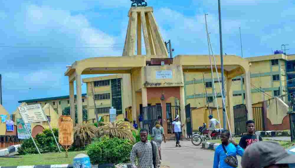 10 Ibadan Poly Students Hospitalised After Inhaling Poisonous Gas
