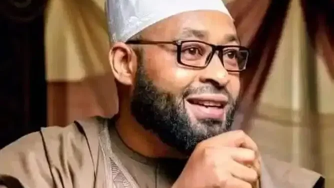 NNPP Chieftain Bishop Isaac Idahosa Celebrates Governor Bago's 51st Birthday