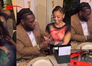 I Love You – American Singer Chloe Bailey Tells Burna Boy