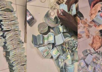 KANO AIRPORT: Customs Intercept Undeclared $1.1m, SR135,900