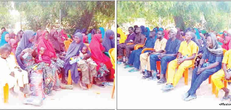 SAMBISA FOREST: Soldiers Rescue 75 Civilians