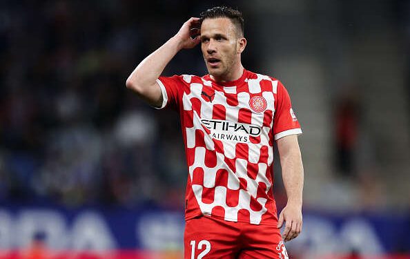 BARCELONA: Ex-Liverpool Midfielder Arthur Melo Robbed in Broad Daylight