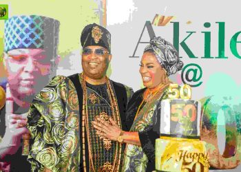 Remo Secondary School 88/93 Set Honors National President Aare Adetola Emmanuelking with Surprise Birthday Celebration