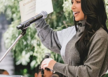 Kim Kardashian Graduates from Law School
