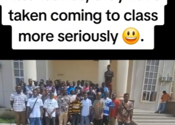 Nnamdi Azikiwe University Lecturer Uses Picture-Based Attendance to Increase Student Attendance in His Classes