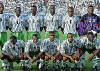 1994 Super Eagles Heroes Receive FG's Promised Houses After 31 years