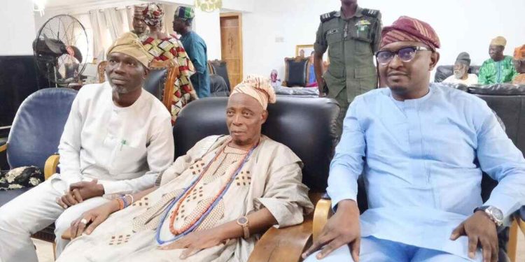 Agboworin Honors Olubadan-Designate Ladoja, Reaffirms Push for Ibadan State Creation