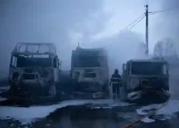 Kyiv condemns Putin as Russia attacks during peace talks