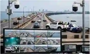 FG Unveils CCTV Monitoring Centre for Third Mainland Bridge