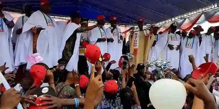 Rousing Homecoming Reception for Gbenga Daniel as BATOGD Movement Berths in Odogbolu