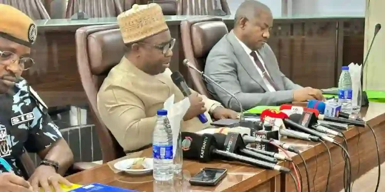 INEC Prepares Mock Voter Accreditation in 289 FCT Polling Units Ahead of Council Elections