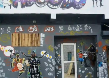 HOLDING COURT AGAIN: LÁBÚLÉ, Àdúgbò, and the Return of Live Music