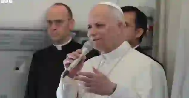 Headline: Pope Clarifies ‘Tyrants’ Remark, Denies Targeting Trump