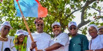 APC Welcomes Ayodeji Da-Silva in Grand Style as He Dumps PDP in Lagos