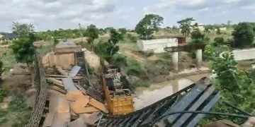 Moro Bridge Collapse: Commuters Struggle With Flooding, Extortion, and Economic Hardship