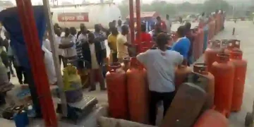 Nigeria’s Cooking Gas Crisis Deepens as Prices Surge Amid Persistent Supply Gap