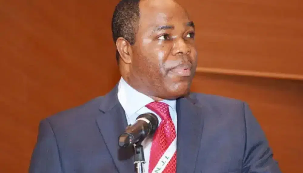 Tension At Kuje Prison As Ex-Skye Bank Chairman Ayeni Allegedly Loses ₦120m Wristwatch During Raid