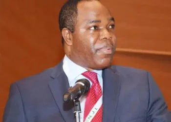 Tension At Kuje Prison As Ex-Skye Bank Chairman Ayeni Allegedly Loses ₦120m Wristwatch During Raid