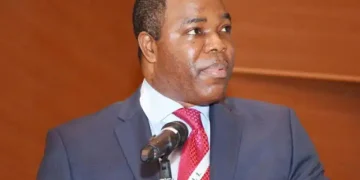 Tension At Kuje Prison As Ex-Skye Bank Chairman Ayeni Allegedly Loses ₦120m Wristwatch During Raid