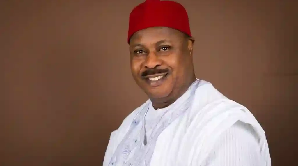 Igbo Community in Amuwo Odofin Buys APC Nomination Form for Ayo Da-Silva, Hails Him as Their Own