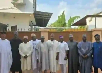 Ten APC Aspirants Petition Tinubu, Demand AbdulRazaq Be Sidelined in Kwara 2027 Race