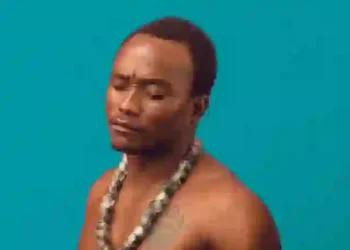 Brymo Urges Wizkid, Davido, Burna Boy To Make Room For New Generation of Stars