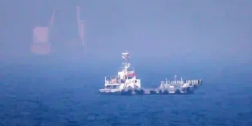 Iran Says Strait of Hormuz Will Stay Closed Until US Ends Military Actions