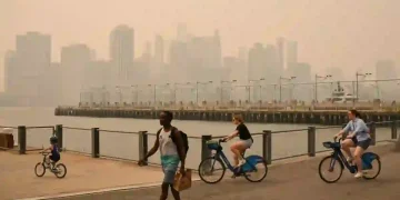 Trump Threatens Higher Tariffs on Canada Over Wildfire Smoke