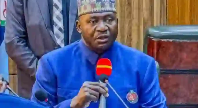 Defence Minister Orders Troops to Shoot Terrorists Without Waiting for Approval