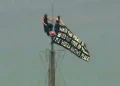 Russian couple arrested after Empire State Building proposal stunt