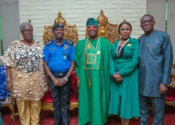 Aare Adetola EmmanuelKing, The National Golden Patron of PCRC, Hosts Ogun CP On Security Summit In Remoland