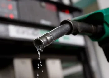 Public servants threaten three-day warning strike from October 2 over fuel price, wage award