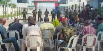 Military Retirees Block Pensions Board Gate In Abuja Over Pension Hike