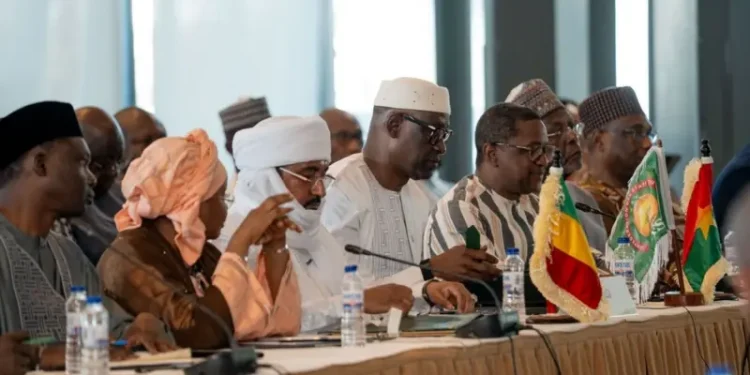 Mali, Burkina Faso and Niger return to the table with ECOWAS nine months after leaving the bloc